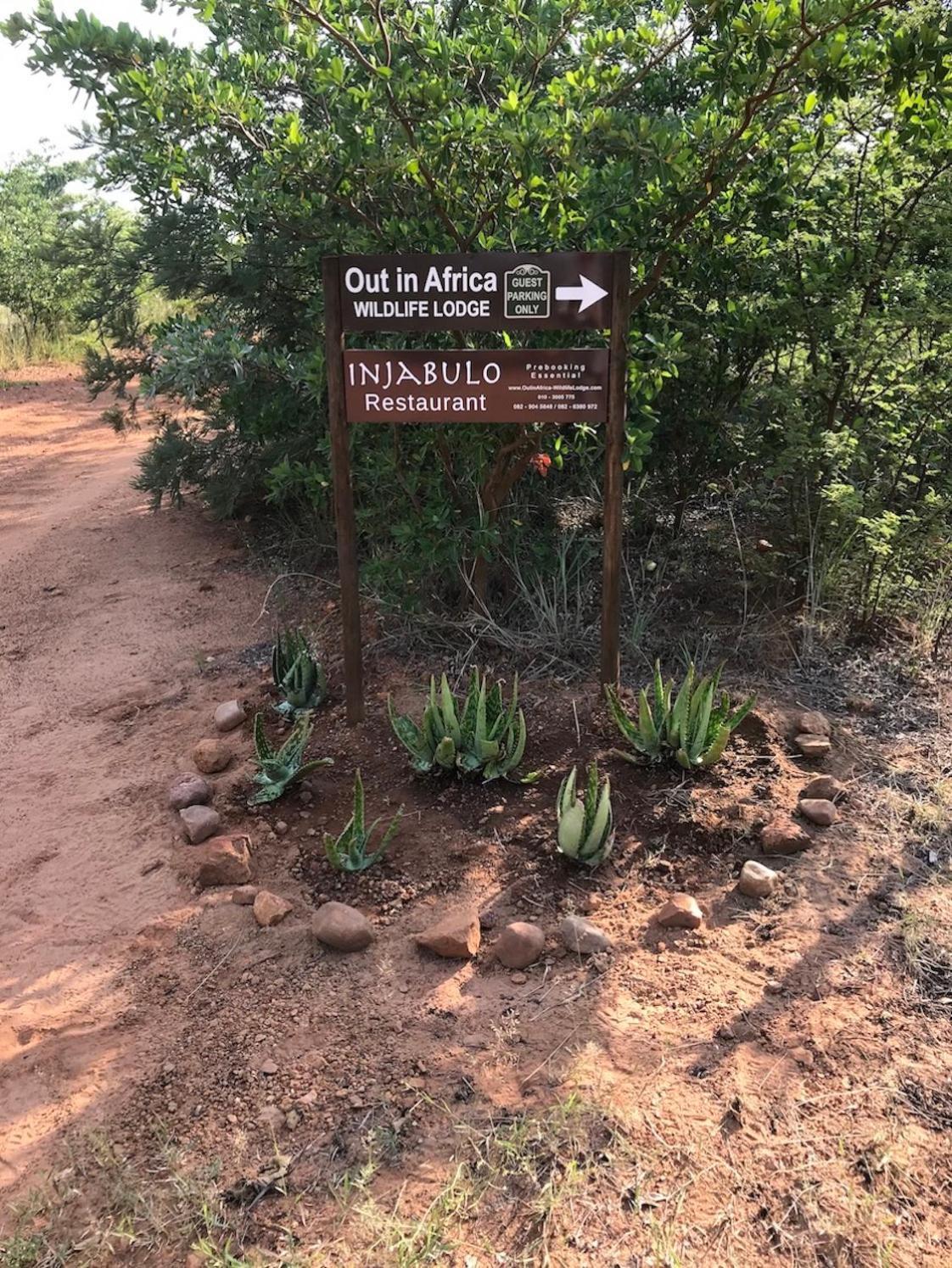Out In Africa Wildlife Lodge Hammanskraal Esterno foto