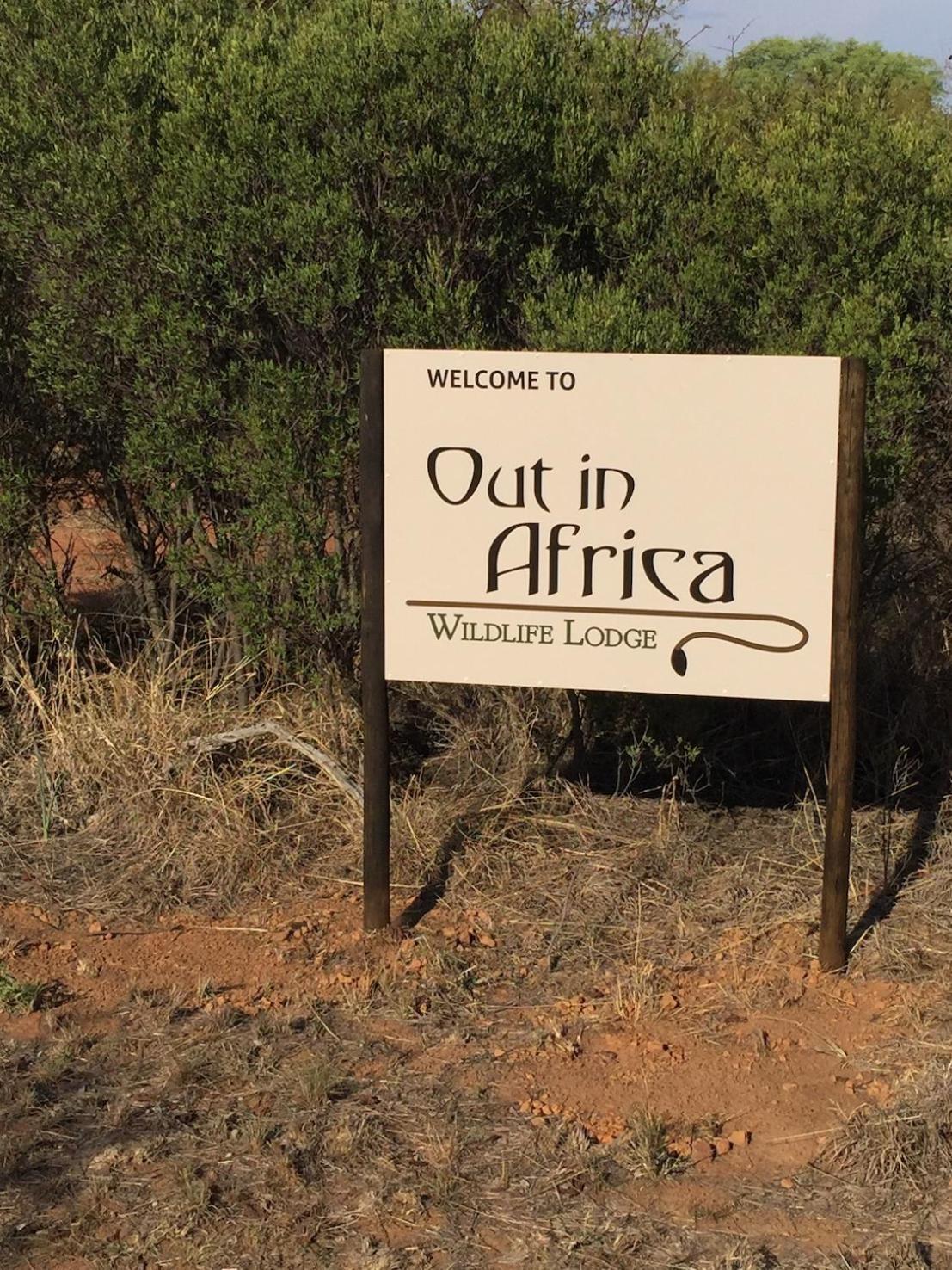 Out In Africa Wildlife Lodge Hammanskraal Esterno foto
